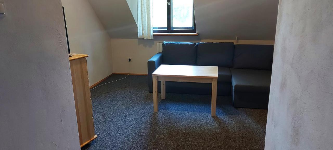 Pan Dom Pracy Tworczej W Wierzbie Wierzba Extérieur photo